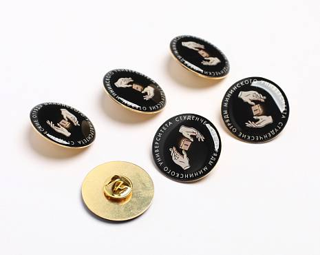 Пример работ «Значки со смолой» №9