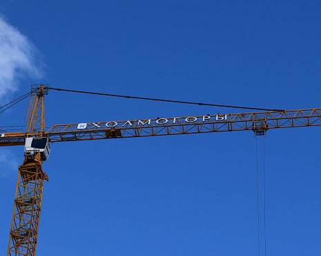 Пример работ «Наружная реклама на строительных кранах» №2