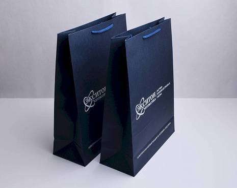 Пример работ «Пакеты с логотипом» №1