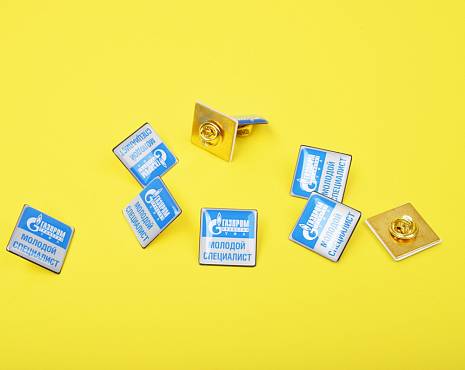 Пример работ «Значки со смолой» №52